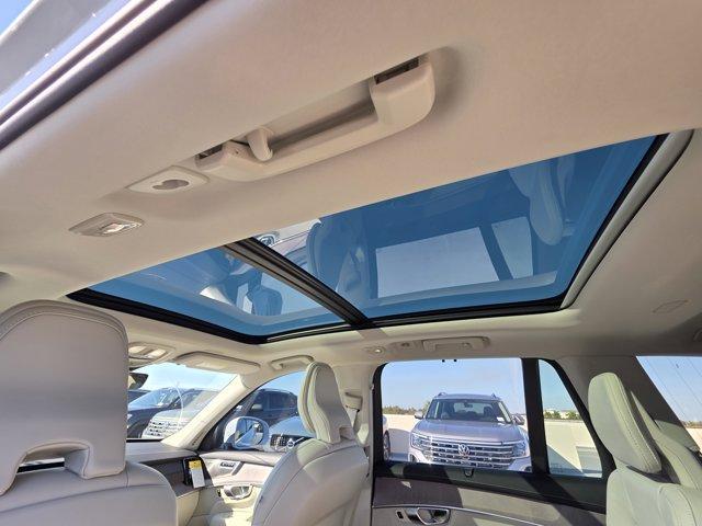 new 2026 Volvo XC90 car