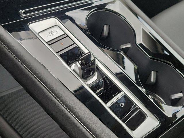 new 2026 Volkswagen Atlas car, priced at $44,322