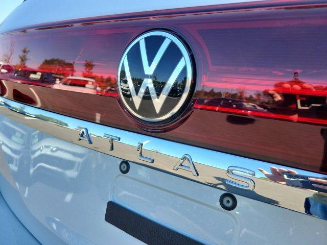 new 2026 Volkswagen Atlas car, priced at $48,736