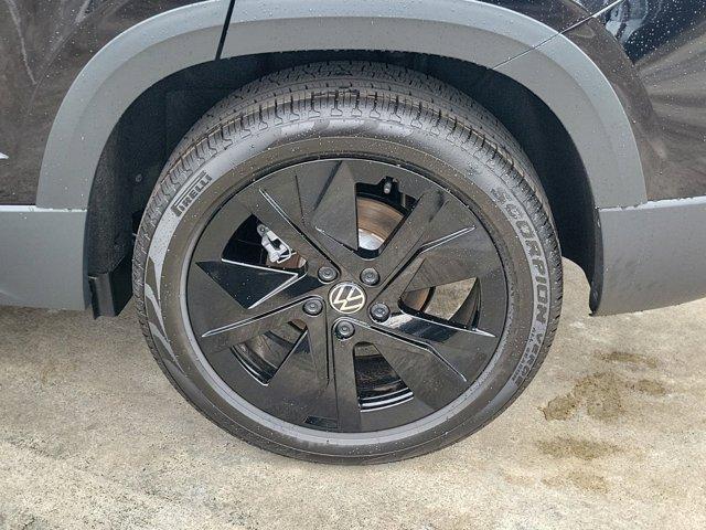 new 2025 Volkswagen Taos car, priced at $28,636