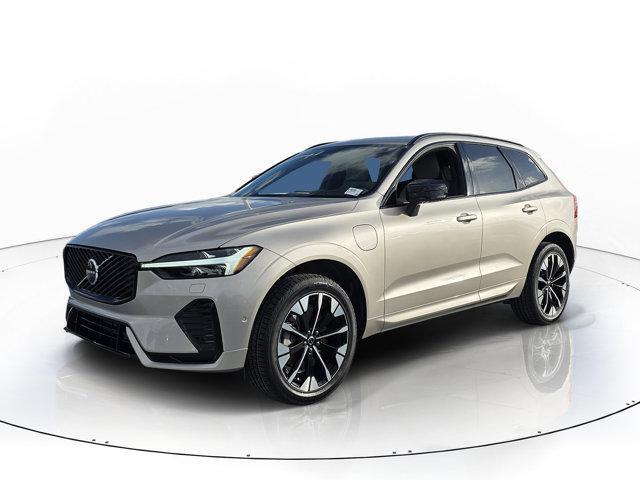 new 2026 Volvo XC60 Plug-In Hybrid car, priced at $67,104