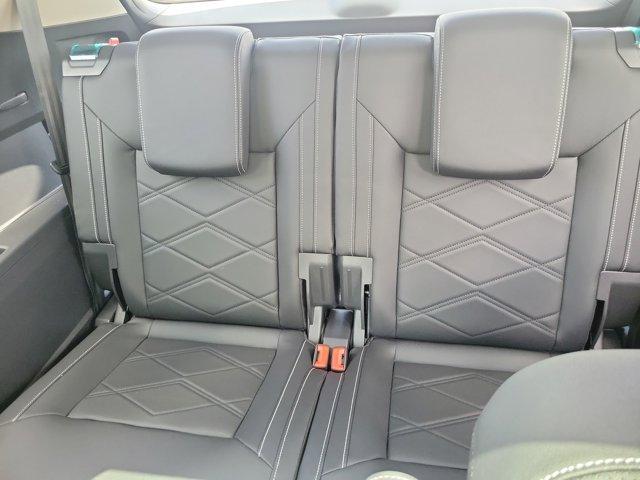 new 2026 Volkswagen Atlas car, priced at $44,148