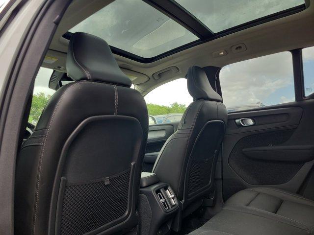 used 2023 Volvo XC40 car, priced at $30,888