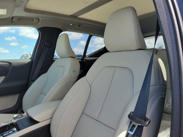 new 2026 Volvo XC40 car, priced at $49,567