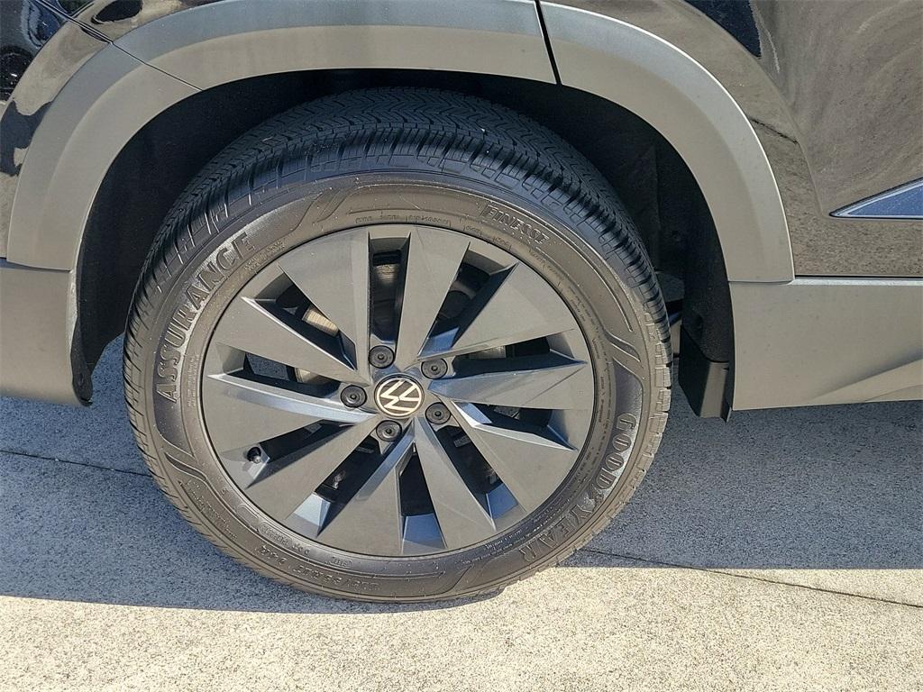 used 2024 Volkswagen Taos car, priced at $18,998