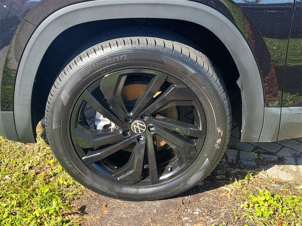 used 2022 Volkswagen Atlas car, priced at $23,977