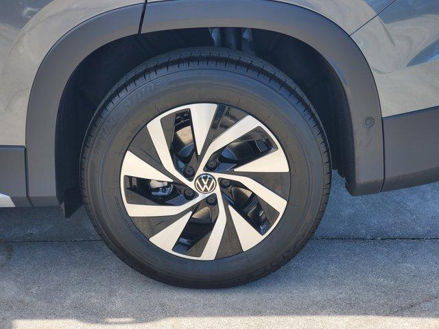 new 2026 Volkswagen Tiguan car, priced at $30,537