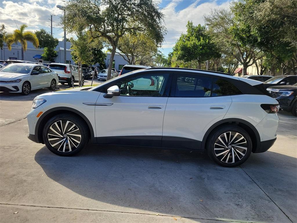 used 2024 Volkswagen ID.4 car, priced at $21,998