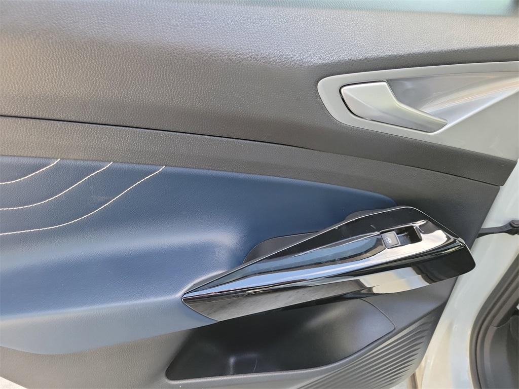 used 2024 Volkswagen ID.4 car, priced at $21,998