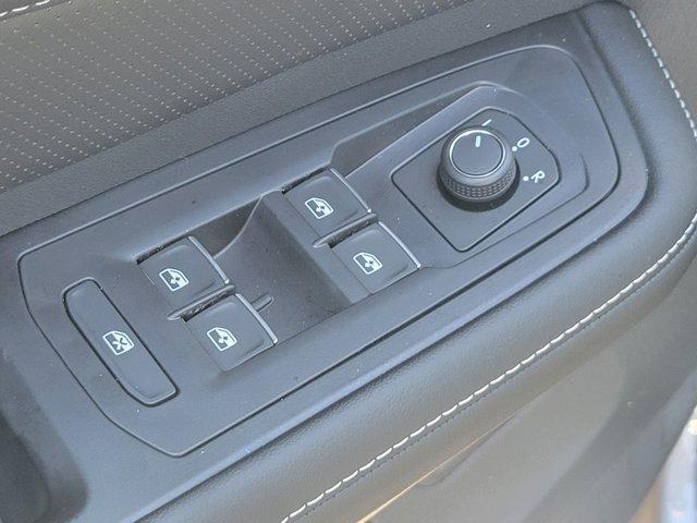 new 2026 Volkswagen Atlas car, priced at $47,875