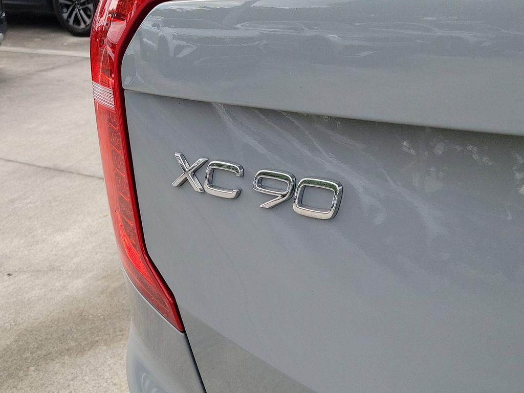 used 2025 Volvo XC90 car, priced at $59,988