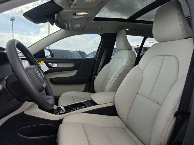 new 2026 Volvo XC40 car, priced at $48,737