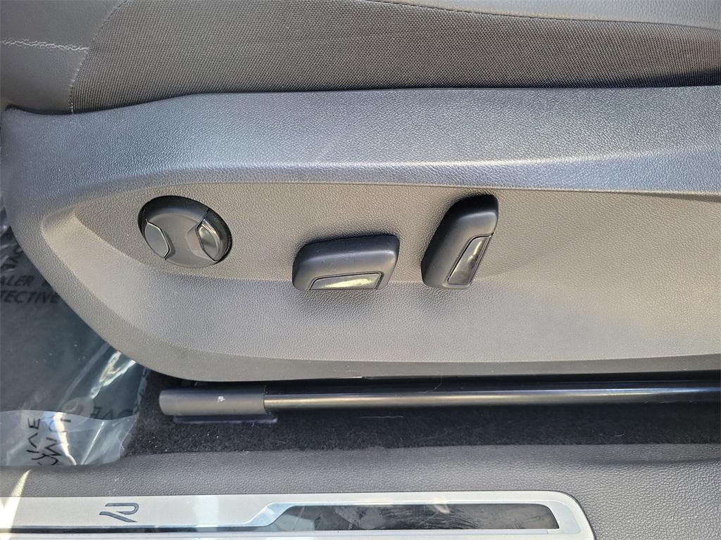 used 2023 Volkswagen Tiguan car, priced at $21,998