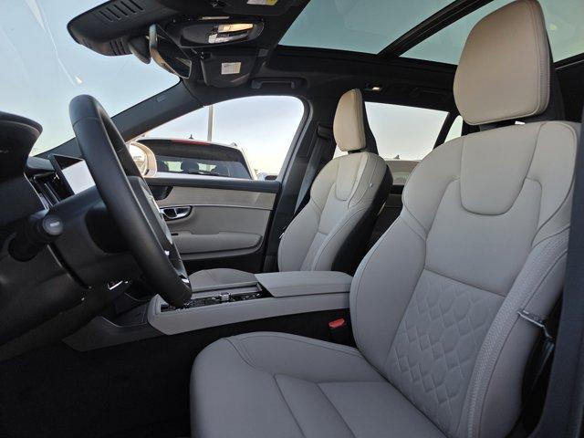 new 2026 Volvo XC90 car, priced at $69,531