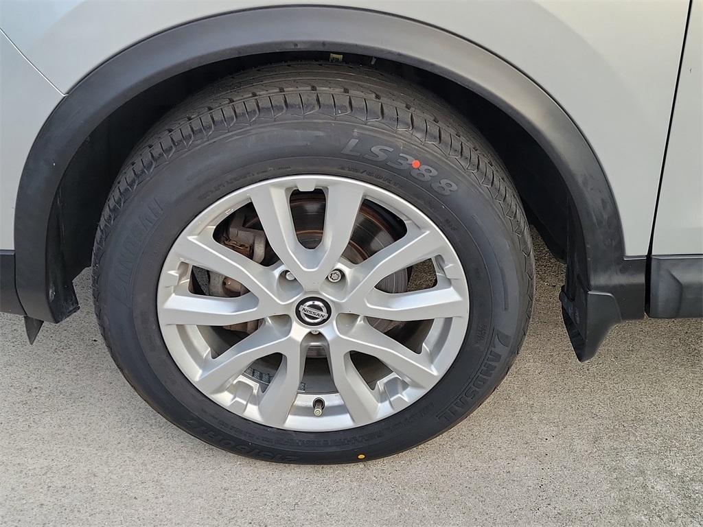 used 2020 Nissan Rogue Sport car, priced at $13,588