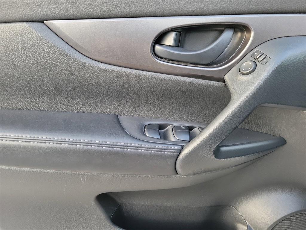 used 2020 Nissan Rogue Sport car, priced at $13,588