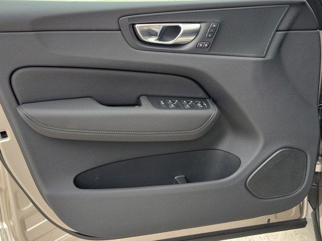 new 2026 Volvo XC60 car, priced at $49,607