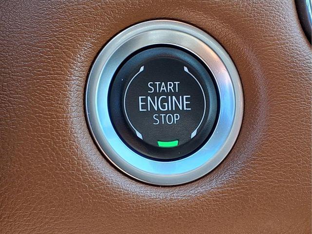 used 2024 GMC Canyon car, priced at $38,920