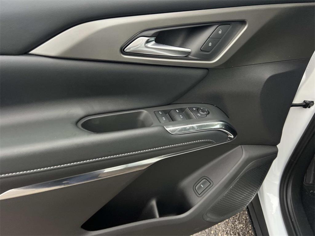 new 2026 Chevrolet Traverse car, priced at $42,029