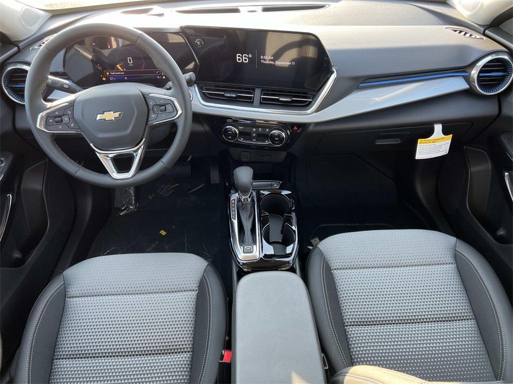 new 2025 Chevrolet Trax car, priced at $23,454
