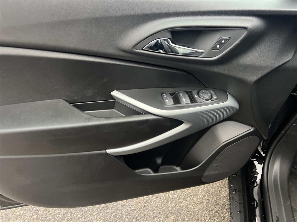 new 2026 Chevrolet Trax car, priced at $22,899