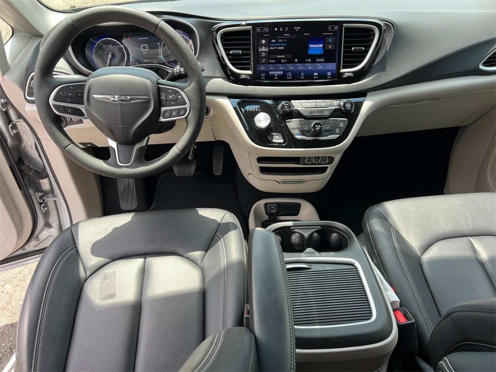 used 2024 Chrysler Pacifica car, priced at $30,000