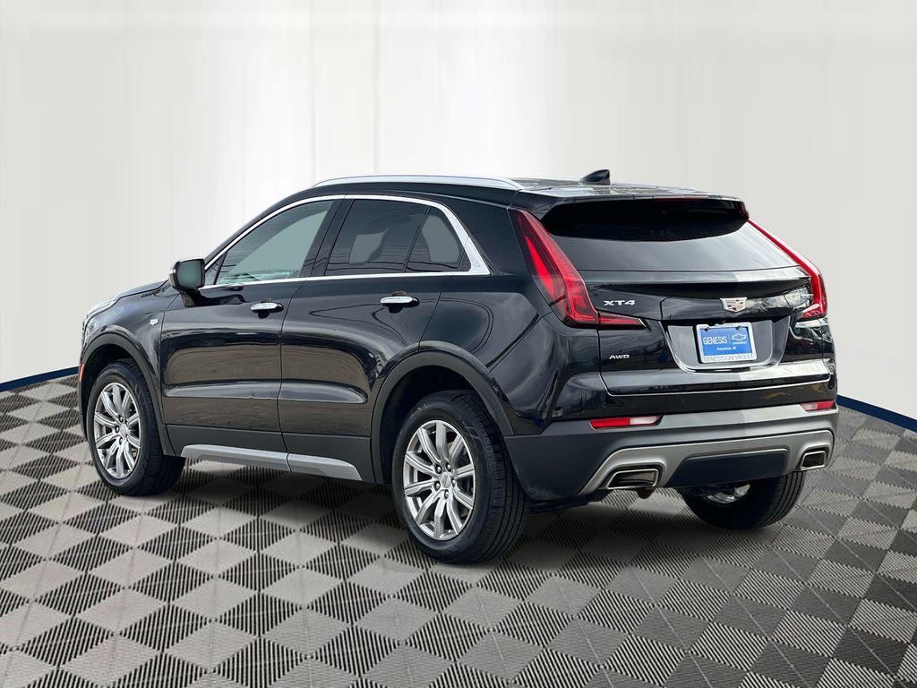 used 2023 Cadillac XT4 car, priced at $22,750