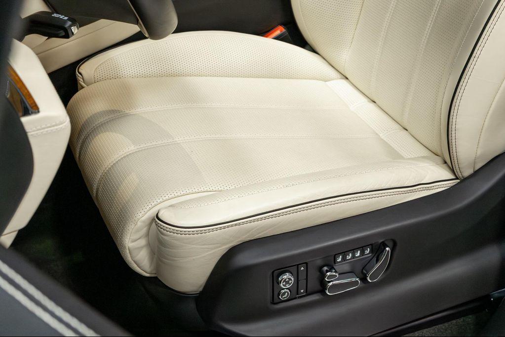 used 2021 Bentley Bentayga car, priced at $125,995