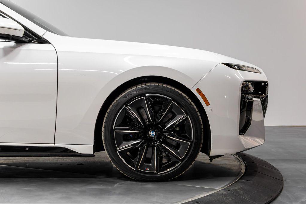 used 2023 BMW 760 car, priced at $83,995