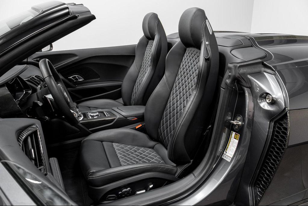 used 2022 Audi R8 car