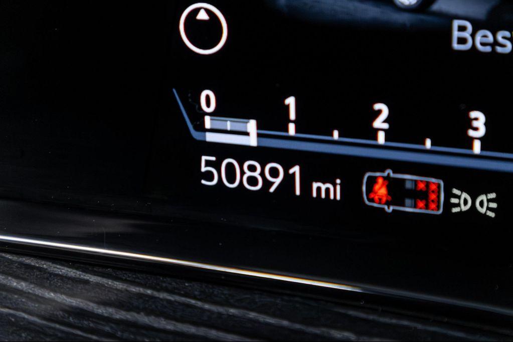 used 2022 Cadillac Escalade car, priced at $66,995