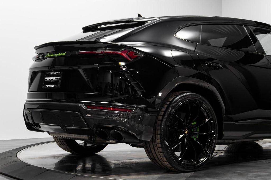 used 2022 Lamborghini Urus car, priced at $229,995