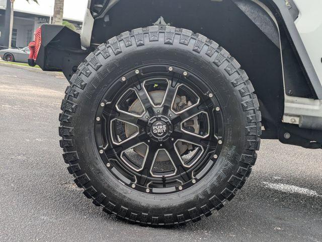 used 2021 Jeep Gladiator car, priced at $28,542