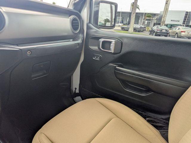 used 2021 Jeep Gladiator car, priced at $28,542