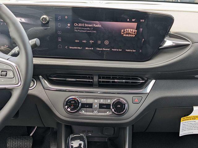 new 2025 Buick Envista car, priced at $24,525