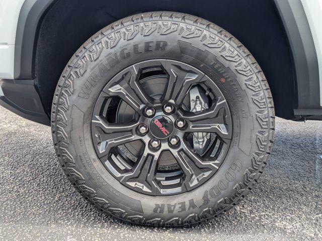 new 2025 GMC Canyon car, priced at $45,050