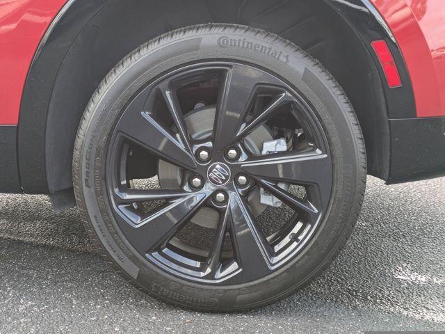 used 2025 Buick Envision car, priced at $32,710