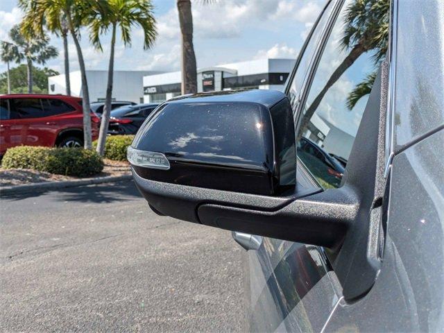 new 2025 GMC Acadia car, priced at $41,390