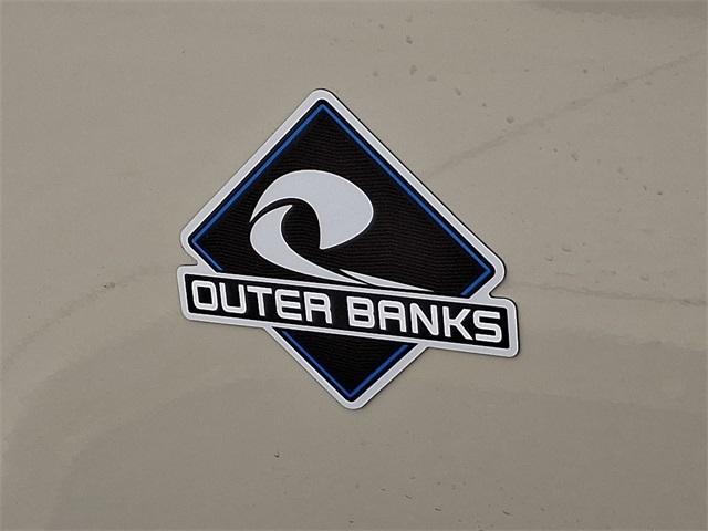 new 2025 Ford Bronco Sport car, priced at $33,246