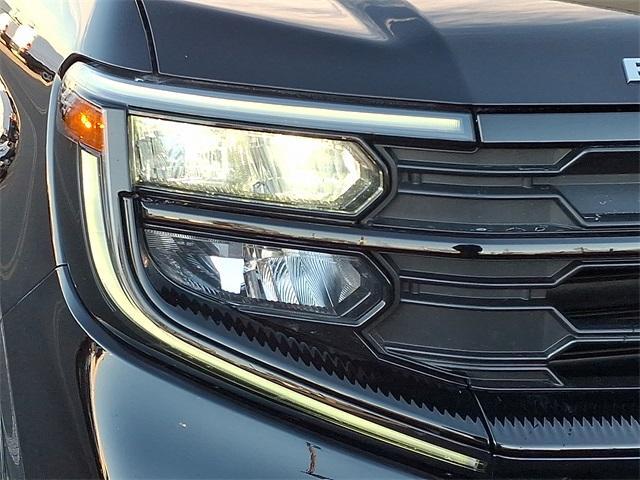 used 2025 Ford Expedition car, priced at $58,999