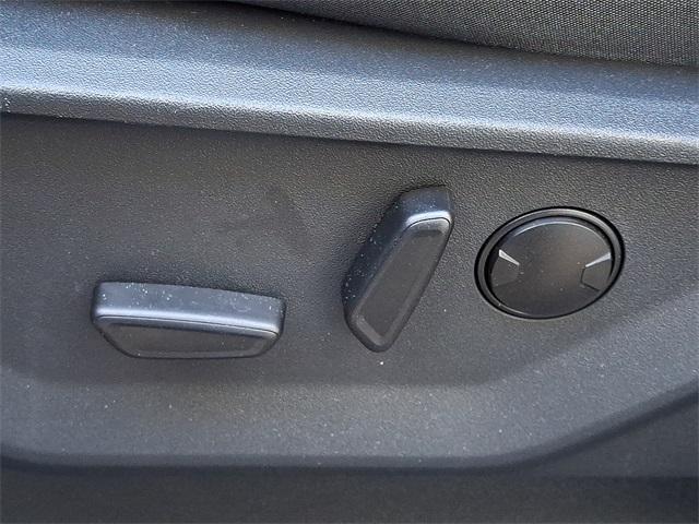 used 2025 Ford Expedition car, priced at $58,999