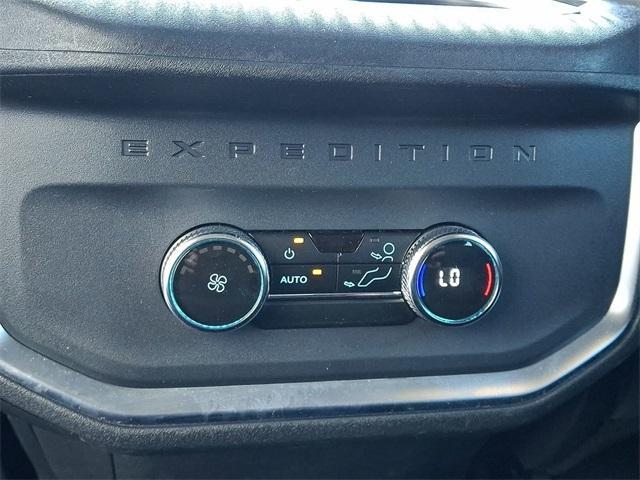 used 2025 Ford Expedition car, priced at $58,499
