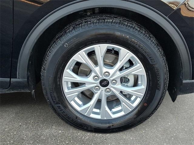 used 2025 Ford Escape car, priced at $29,304