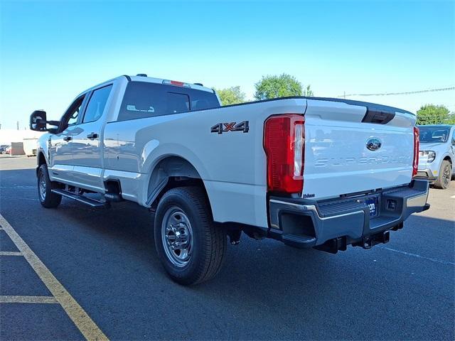 new 2025 Ford F-350 car, priced at $62,495