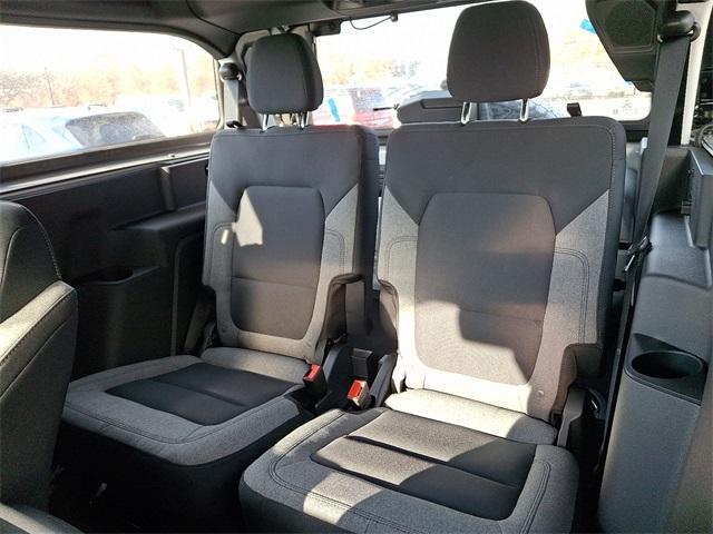 new 2025 Ford Bronco car, priced at $49,916