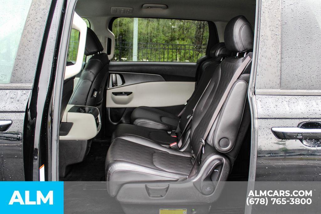 used 2022 Kia Carnival car, priced at $23,664
