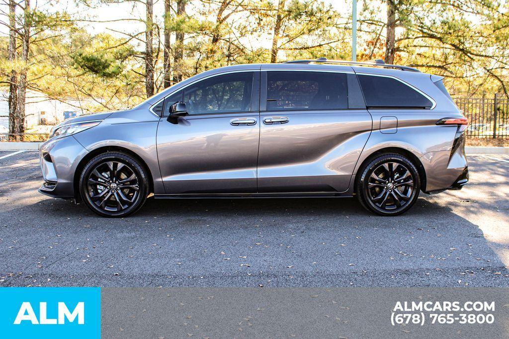 used 2022 Toyota Sienna car, priced at $35,920