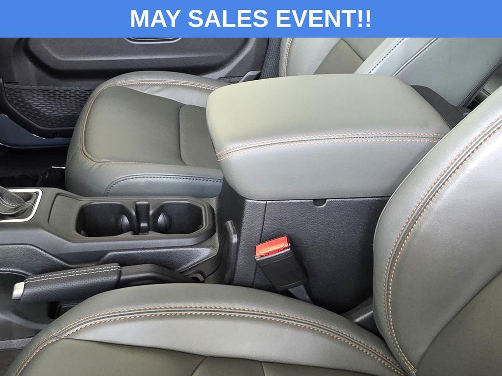 used 2025 Jeep Gladiator car, priced at $46,887