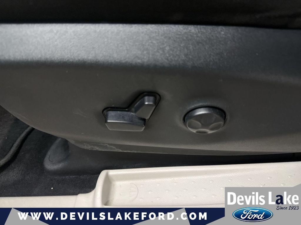 used 2020 Chrysler Pacifica car, priced at $23,598