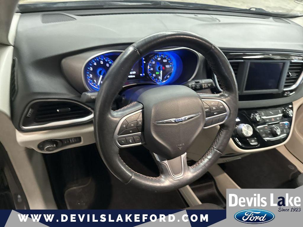 used 2020 Chrysler Pacifica car, priced at $23,598